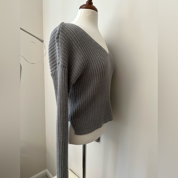 Wild Fable Sweater Size L , GUC - Picture 3 of 5